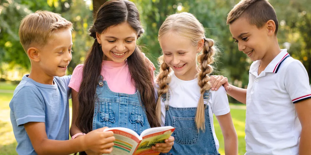 Ler sem compromisso e trocar dicas de leitura com amigos ajudam a tornar a rotina da leitura mais prazerosa