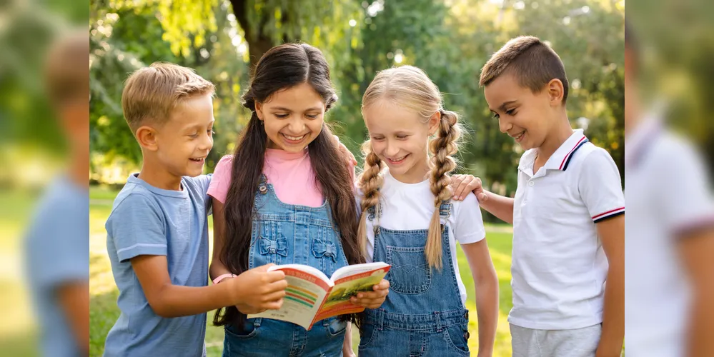 Ler sem compromisso e trocar dicas de leitura com amigos ajudam a tornar a rotina da leitura mais prazerosa