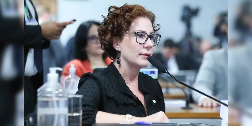 Carla Zambelli teve o mandato cassado