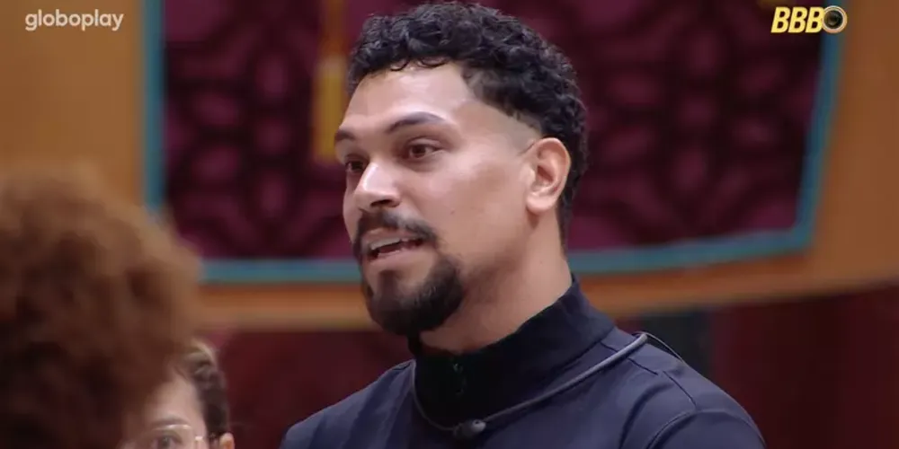 Vinícius terá que indicar um dos dois monstros para o Paredão