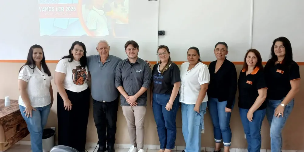 A oficina de capacitação do Vamos Ler já se tornou tradição na Educação de Carambeí