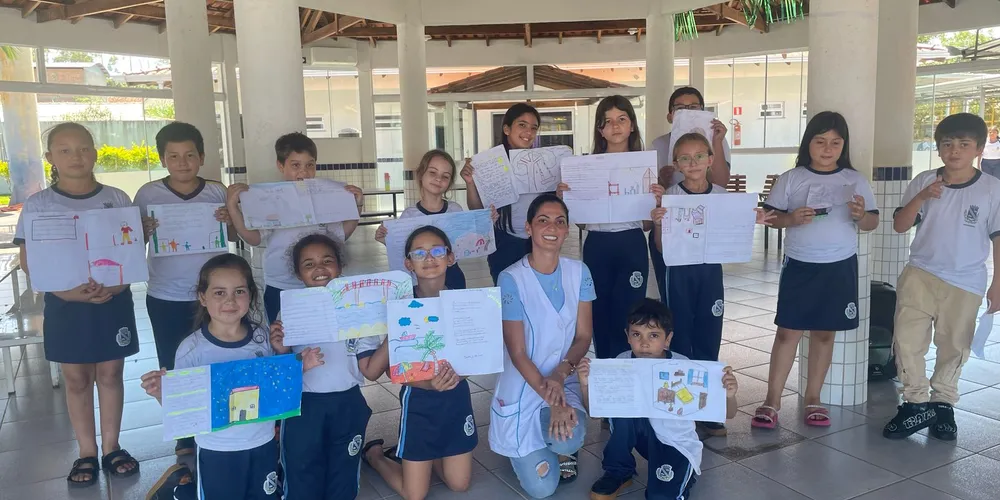 Proposta movimentou educandos e trouxe trabalho artísticos