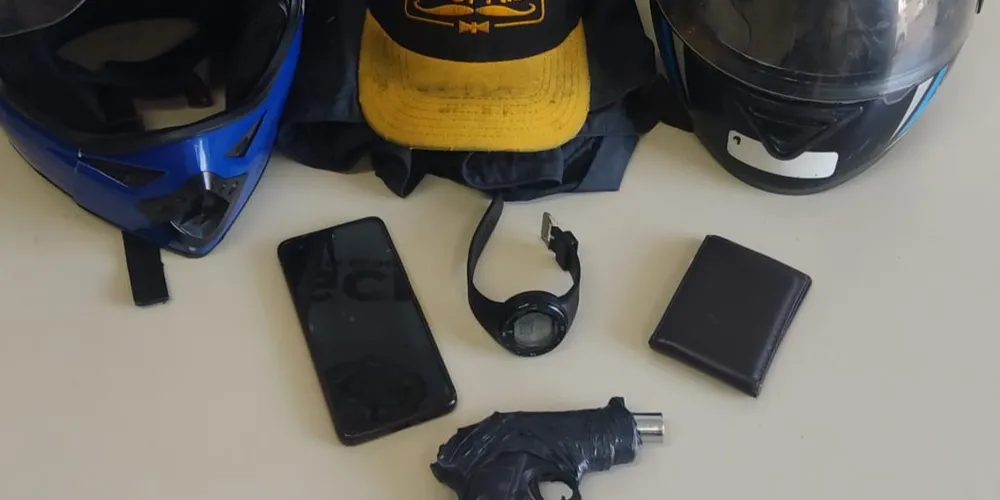 O rapaz e seus pertences foram apreendidos pela GCM