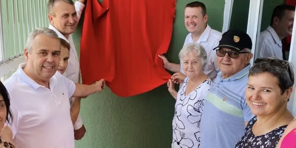 O prefeito Irani Barros esteve na cerimônia na manhã desta sexta-feira (21)