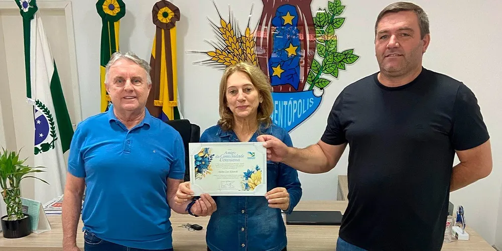 A cerimônia aconteceu durante o XI Congresso da RCUB, realizado nos dias 22 e 23 de março, em Curitiba