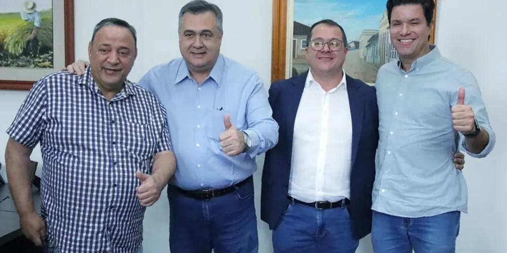 Hussein Bakri, Beto Preto, Diego Ribas e Guto Silva estiveram reunidos nesta quinta-feira (10).