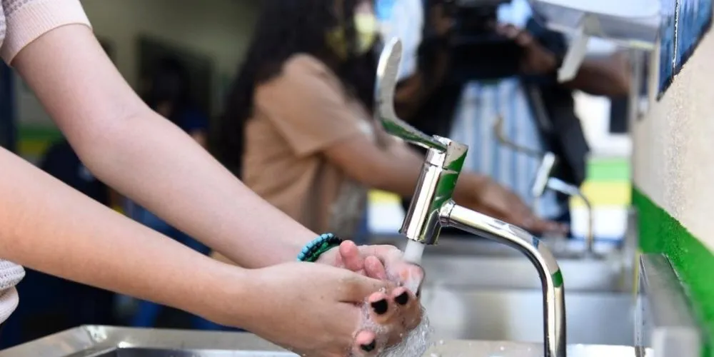 Escolas seguem sem abastecimento