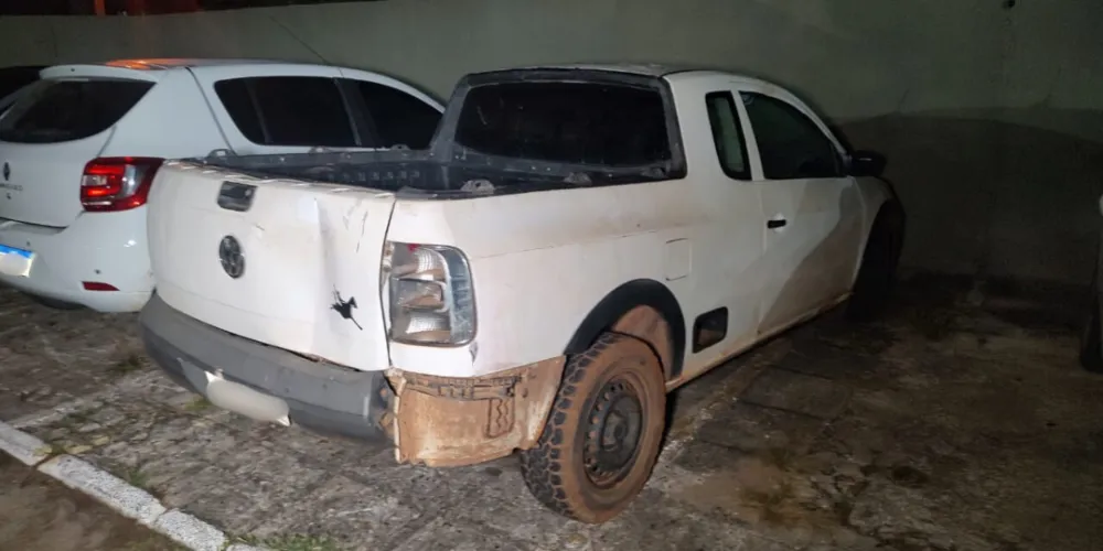 O condutor da Saveiro foi preso no Neves