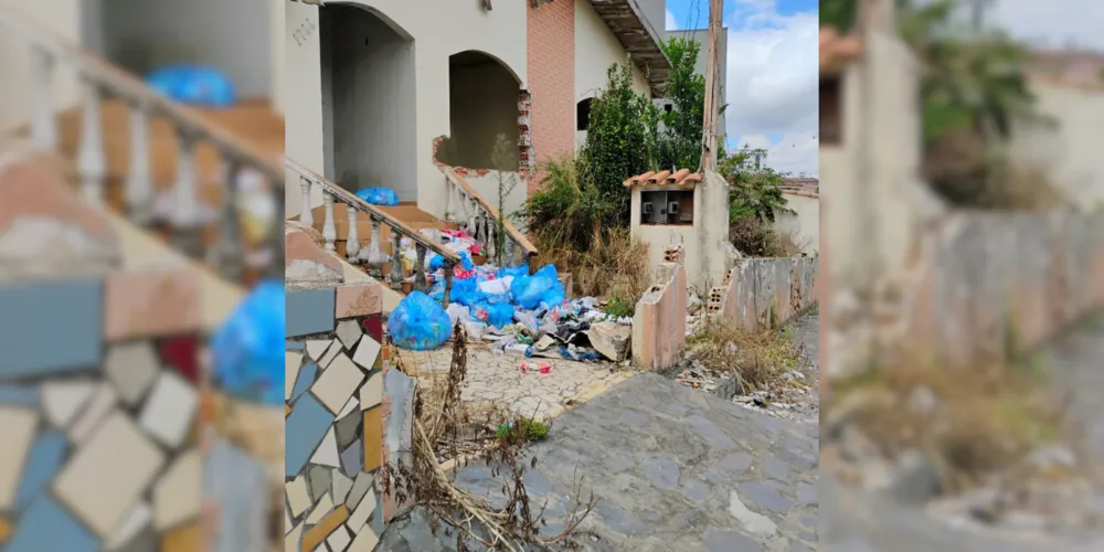 Na imagem, é possível ver o estado que se encontra o local