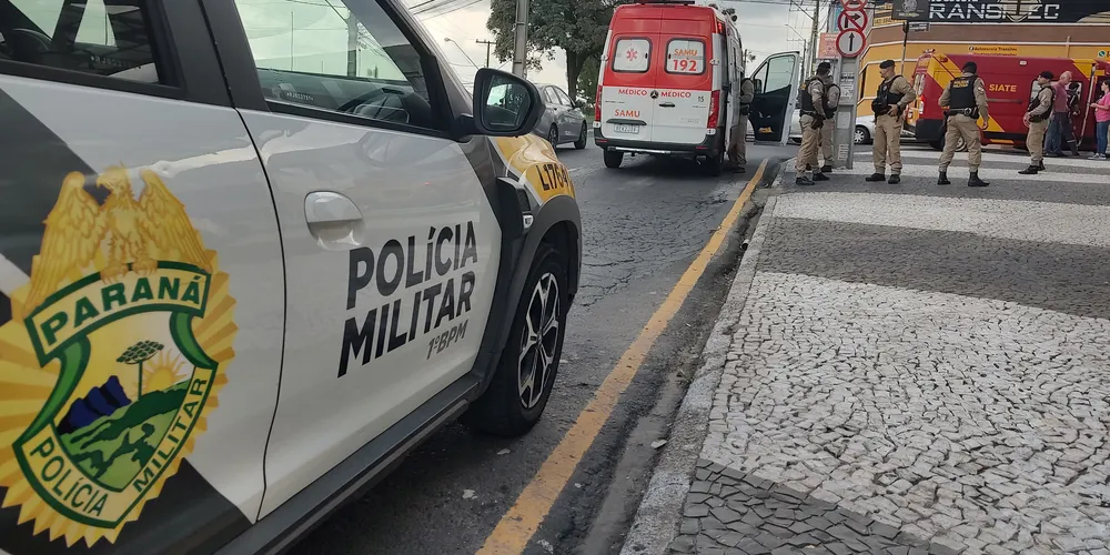 Polícia Militar e equipes de socorro estiveram no local