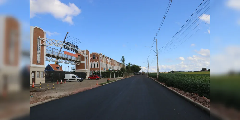 O acesso para quem for de carro vai ser pela entrada principal do Parque de Exposições na PR-340