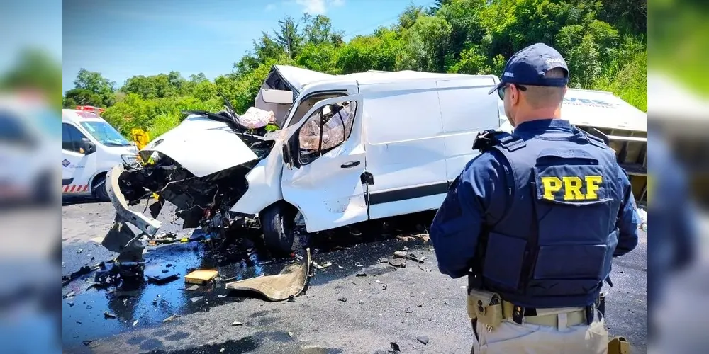 Colisão aconteceu no km 236 da rodovia