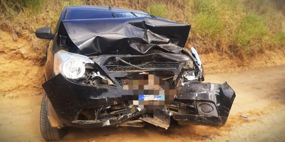 Carros modelo 'Agile' e 'Toro' se envolveram no acidente