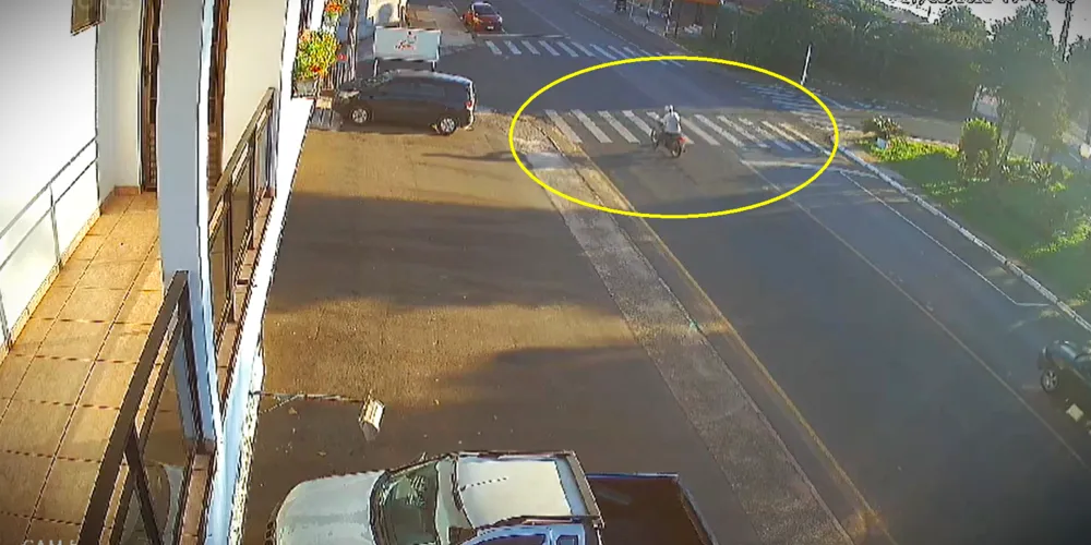 Câmera registrou o grave acidente de trânsito