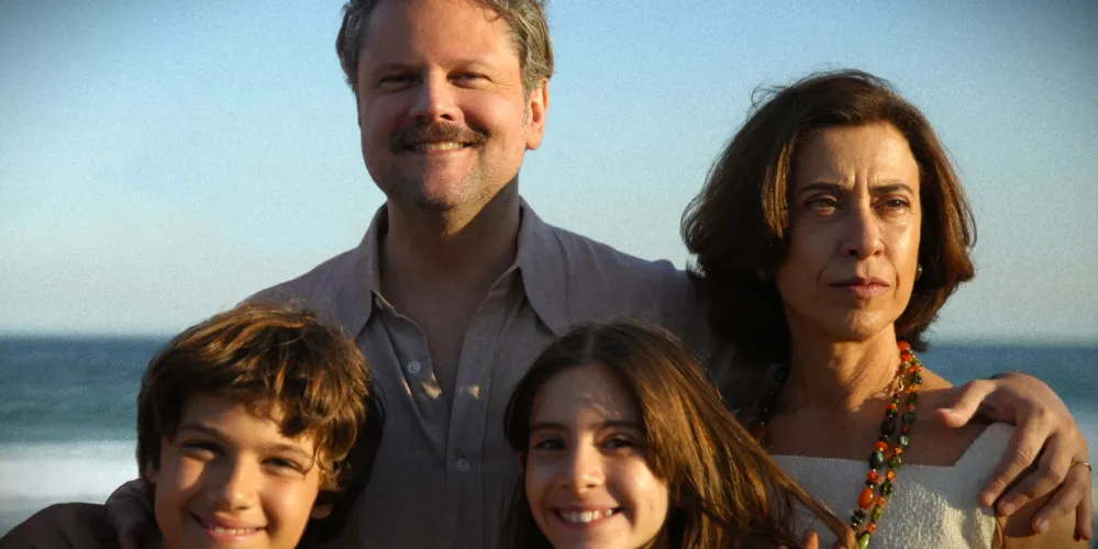 Filme brasileiro é uma adaptação do livro de Marcelo Rubens Paiva