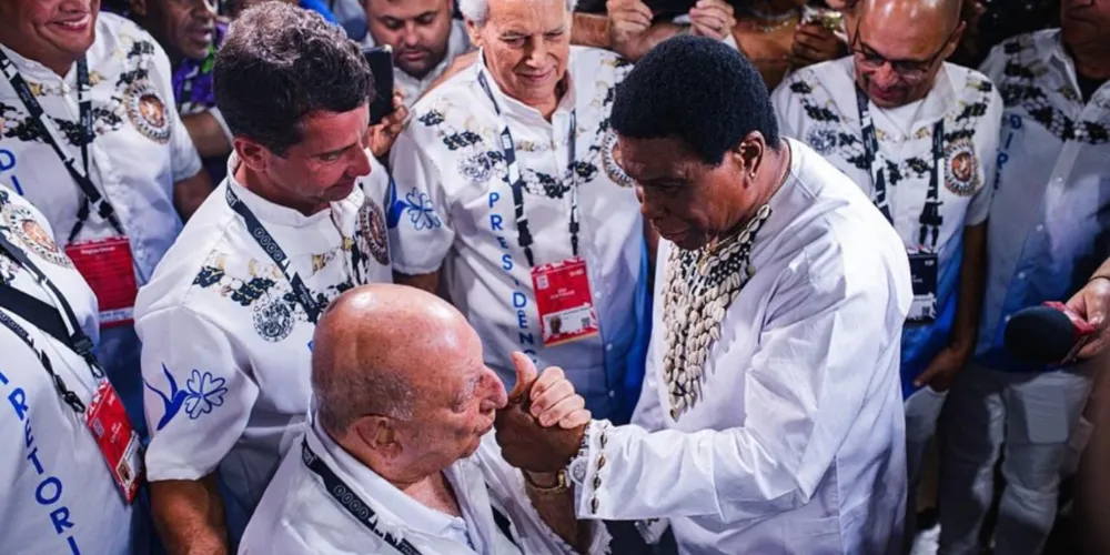 Beija-Flor de Nilópolis é a grande campeã Grupo Especial do Carnaval carioca de 2025