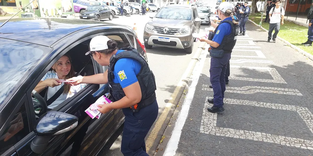 Blitz aconteceu no prolongamento da Avenida Vicente Machado, no Centro