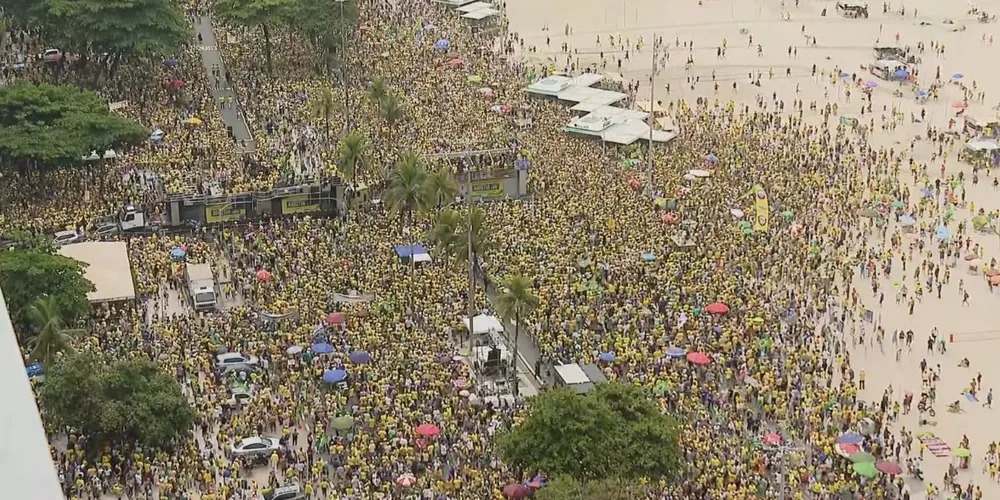 Manifestação aconteceu em meio à expectativa pelo julgamento do STF sobre a denúncia da PGR