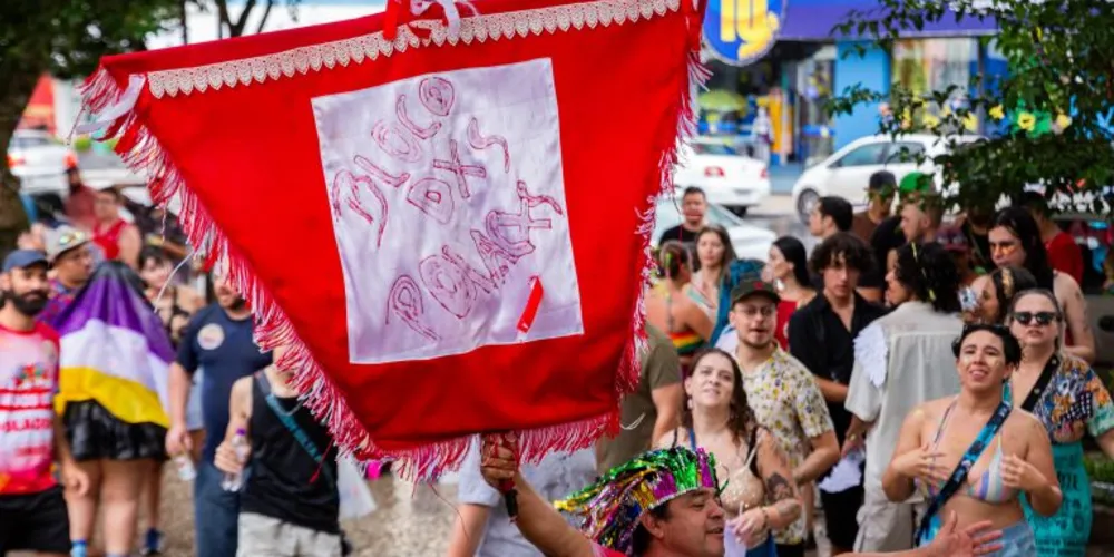 Blocos levam animação para as ruas da cidade durante o Carnaval