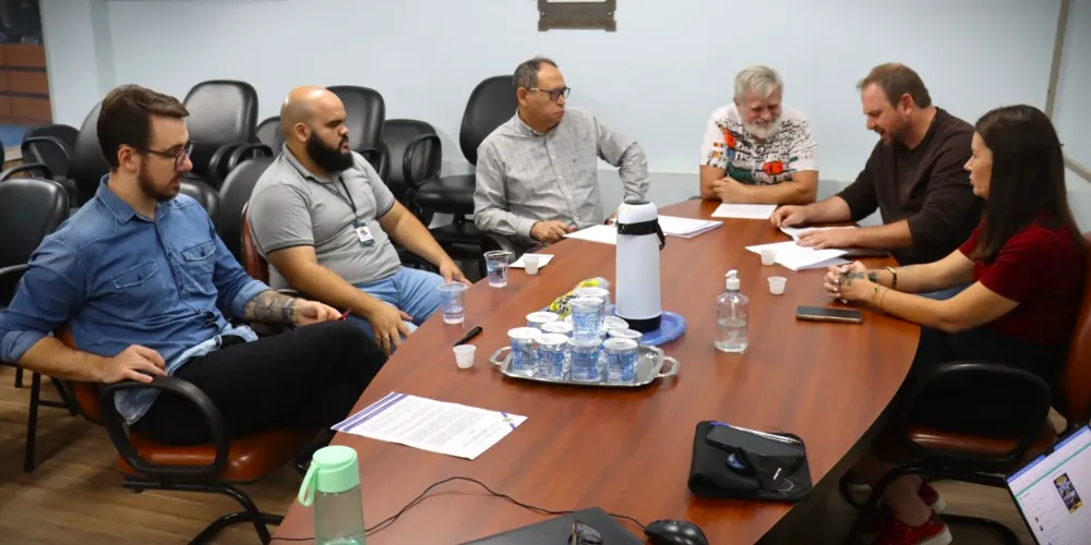 Alguns vereadores que integram a CPI da Sanepar, em Ponta Grossa