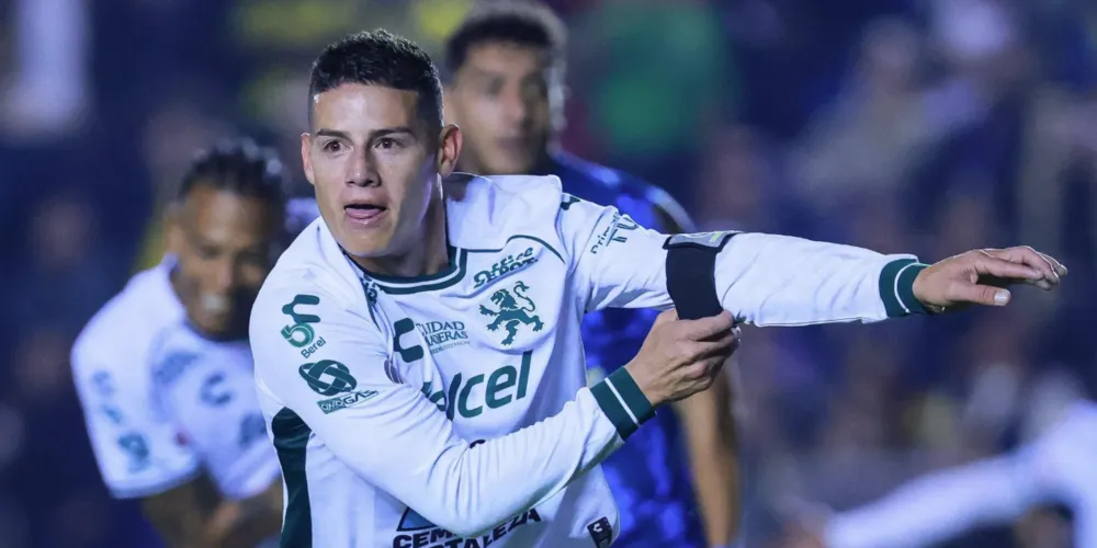 James Rodríguez em ação pelo León, do México