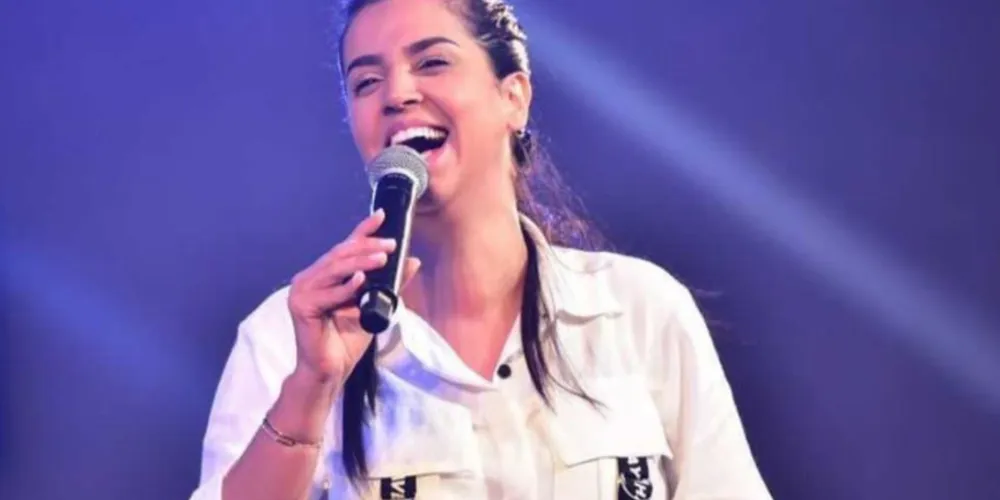 Pastora Camila Barros estará em Ponta Grossa no dia 19