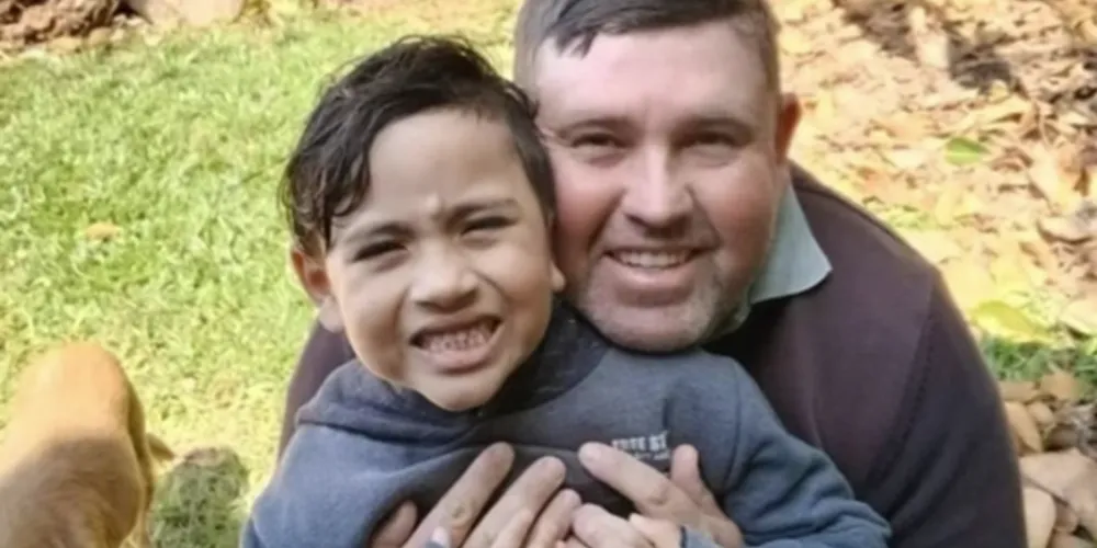 Théo e Tiago, filho e pai