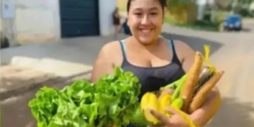 Três equipes vão percorrer os bairros para trocar recicláveis por frutas, verduras e legumes