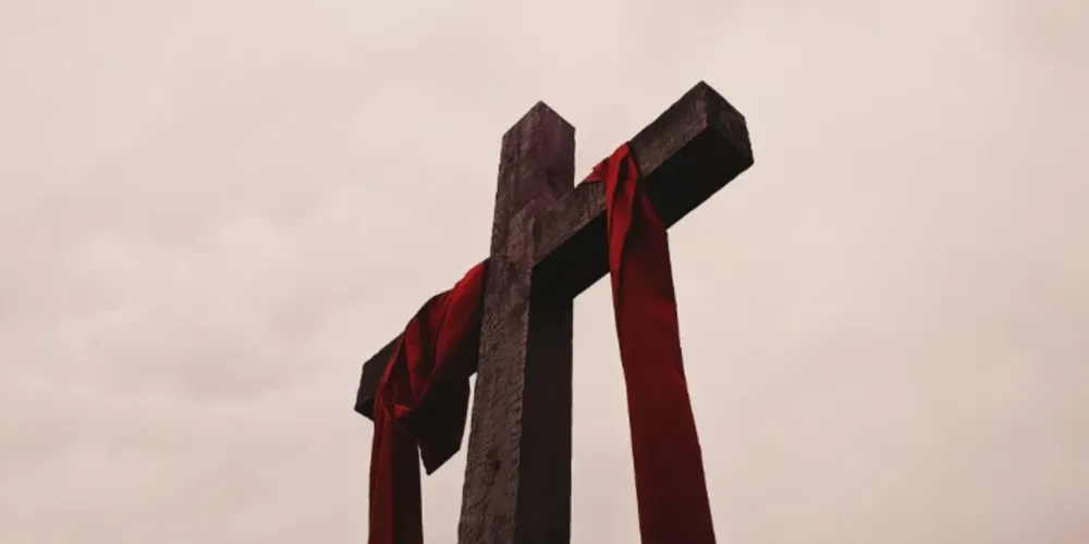 O período tem início com o Domingo de Ramos, que marca o fim da Quaresma