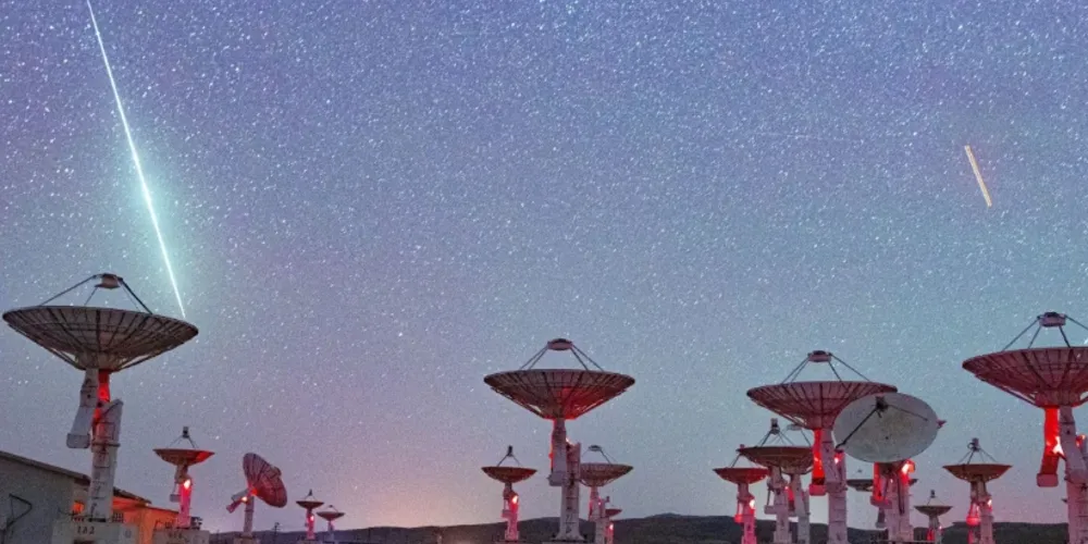 Chuva de meteoros Líridas observada na Estação de Observação de Mingantu, na Mongólia, China