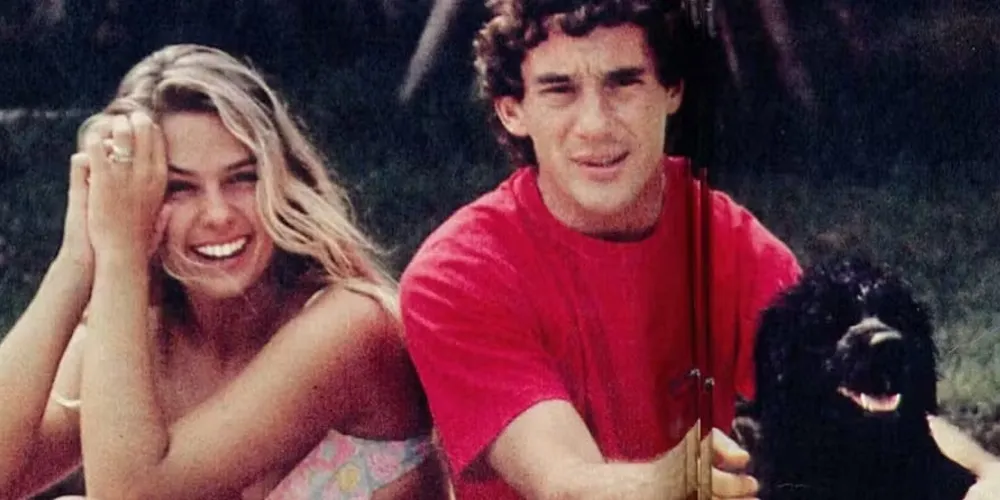 Adriane Galisteu posta foto com o ex-namorado Ayrton Senna (1960-1994)