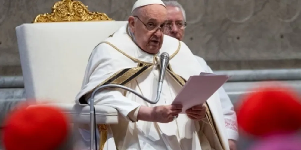 Os cardeais residentes em Roma se reuniram para a recitação do Santo Rosário pela saúde do papa