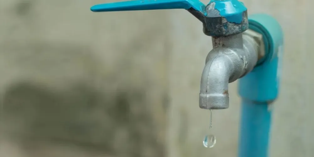 Segundo a empresa, manobras operacionais vão afetar o abastecimento em vários pontos da cidade