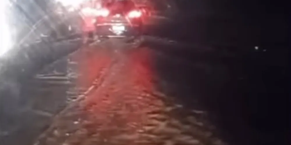 Alagamento deixou o trânsito lento