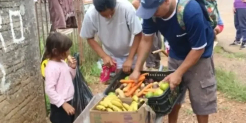 População pode trocar recicláveis por frutas e verduras no Feira Verde