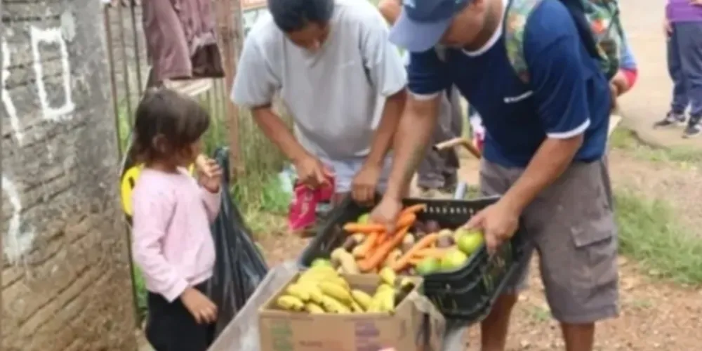 População pode trocar recicláveis por frutas e verduras no Feira Verde