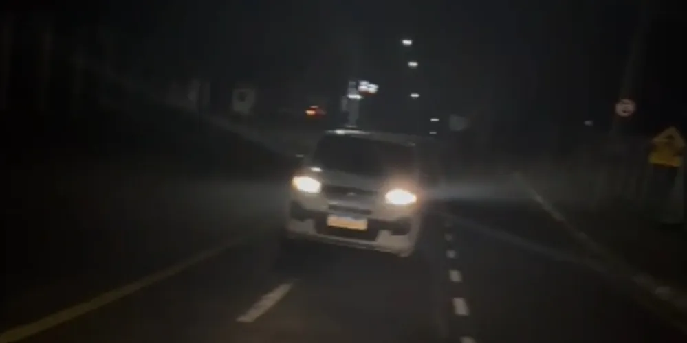 Motorista trafegou em marcha à ré, mesmo após receber buzinas e causar perigo na via