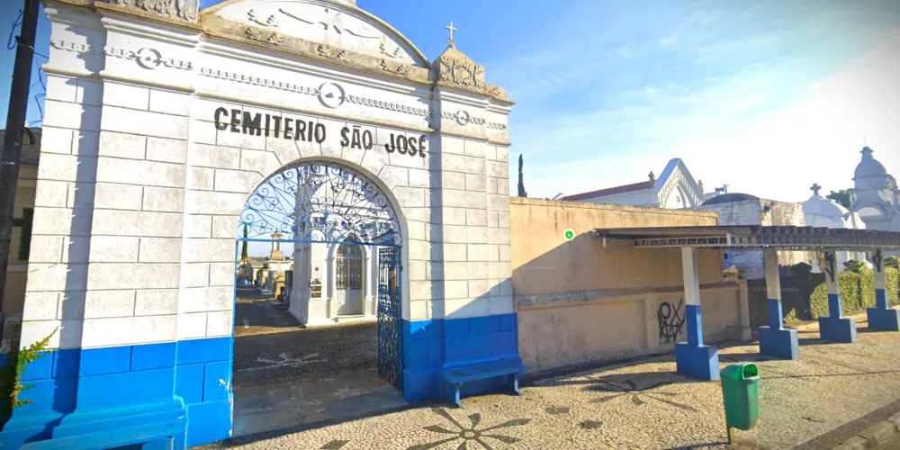 Cemitério São José, no Centro de Ponta Grossa