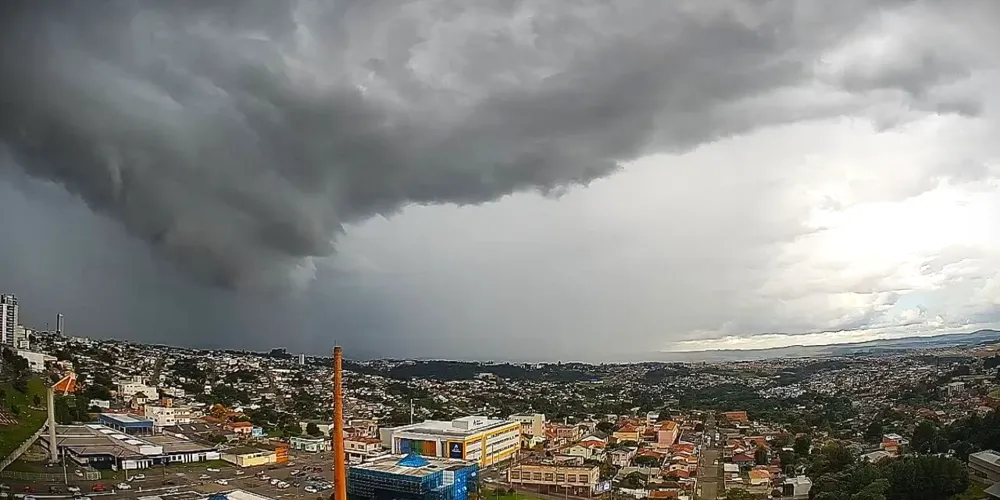 Alerta de temporal é válido até sábado (06)