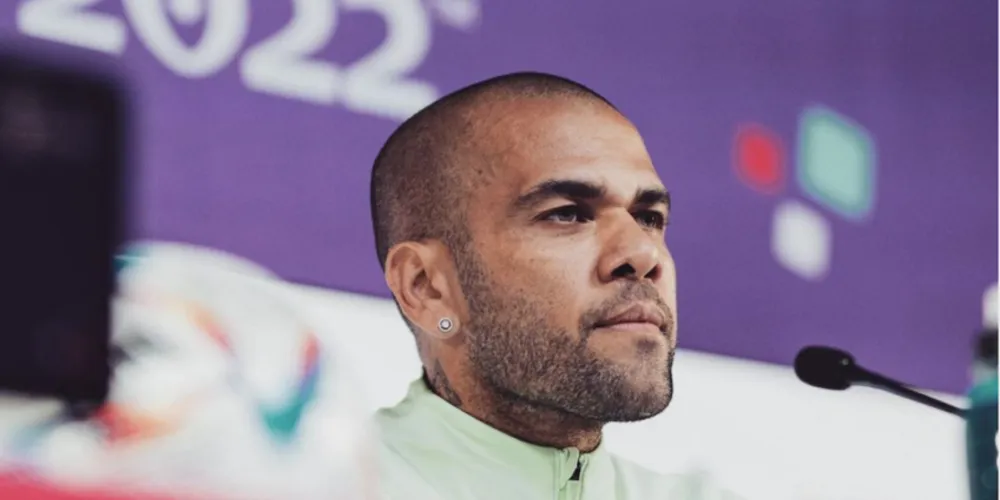 Daniel Alves teve a sua sentença revogada nesta manhã (28)