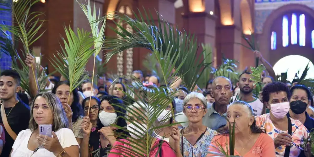 Domingo de Remos é celebrado hoje (13) pelos católicos