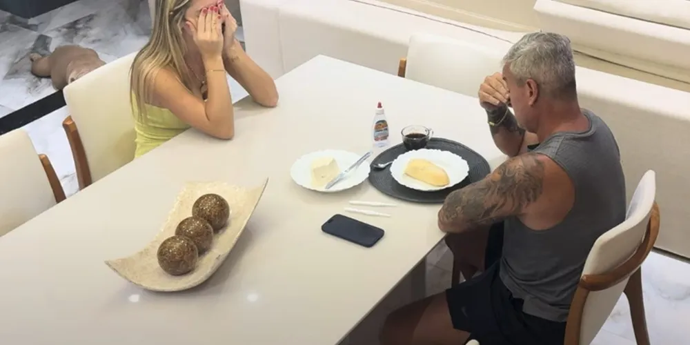 Débora é casada com Anderson Peixoto há mais de uma década