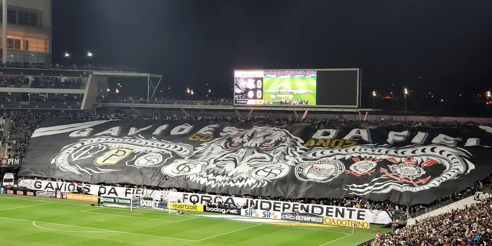 Bandeirão da Gaviões da Fiel na Neo Química Arena