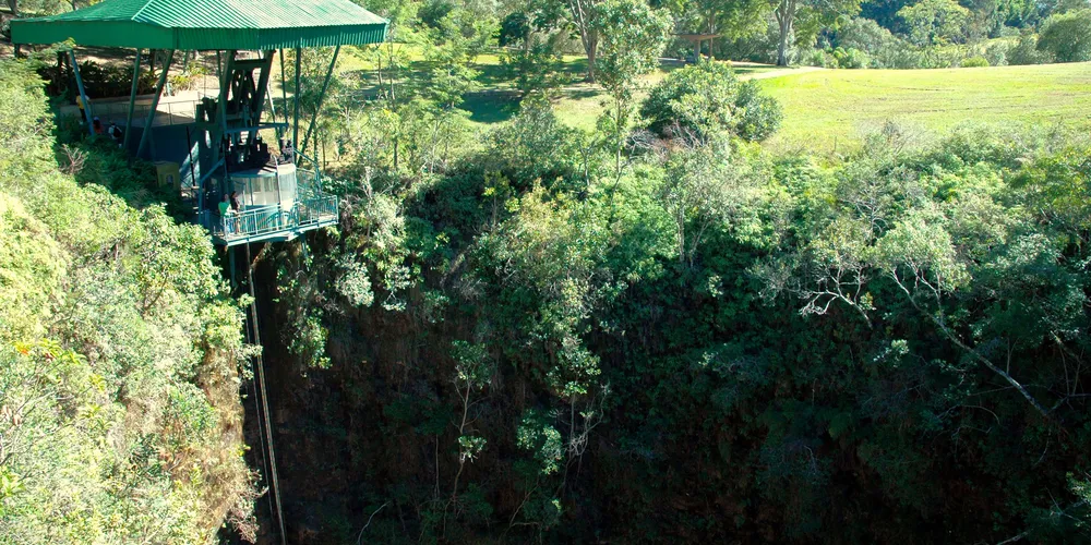 Elevador panorâmico foi instalado em meados de 1979