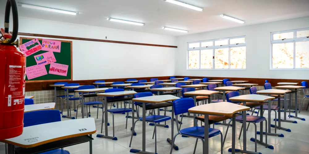 Cerca de 17 escolas estarão em atendimento 100% remoto