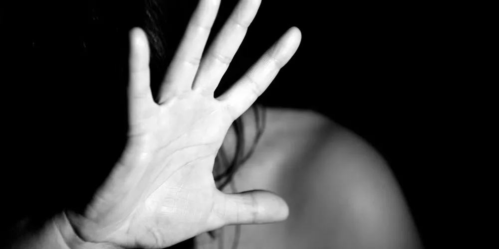 Estupro teria sido realizado por um homem, de 64 anos, contra a jovem de 12 anos