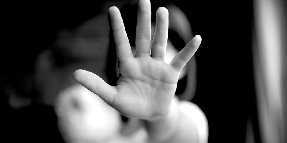 Criança relatou os abusos para a avó materna