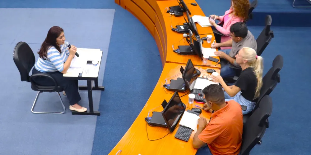 Glaristani Cristina Scheres Krutchi foi sabatinada pelos vereadores da CEI da PGA