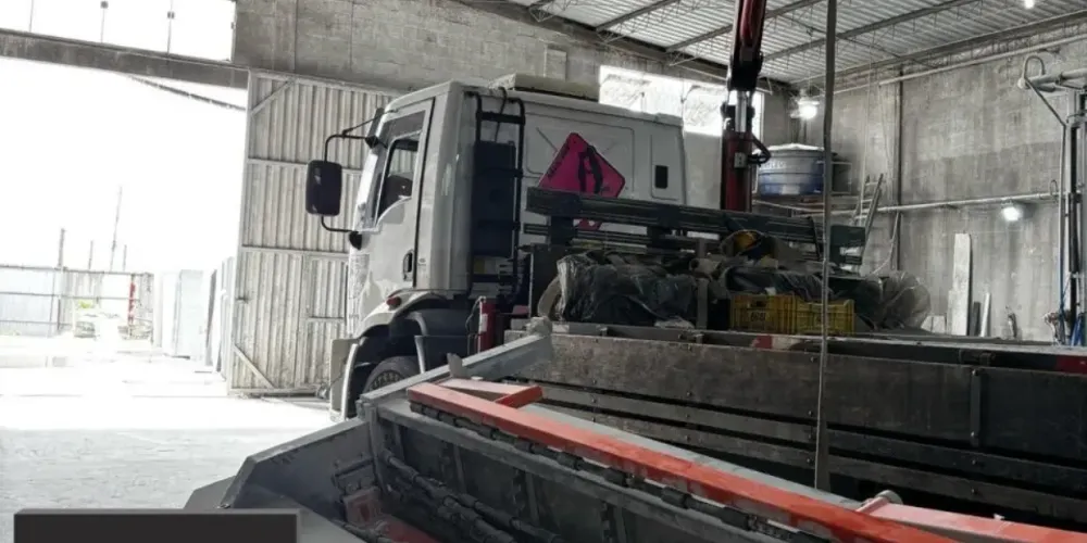 Indústria fica na Rua Eduardo Pinto da Rocha