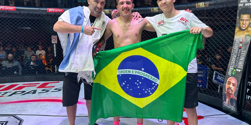 Família Zenidim reunida após vitória conquistada em Lima